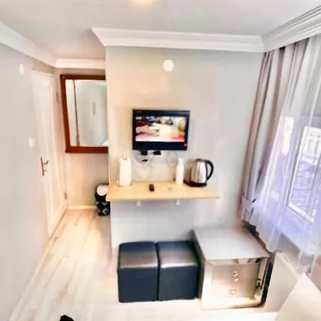 Centre Apartmanhotel *