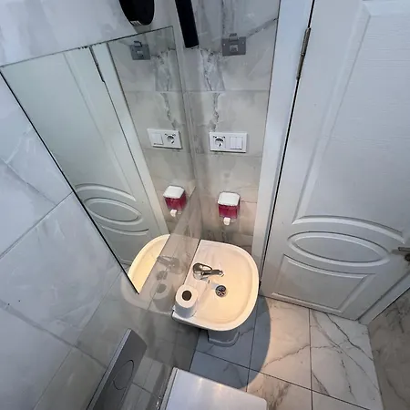Centre Apartmanhotel *