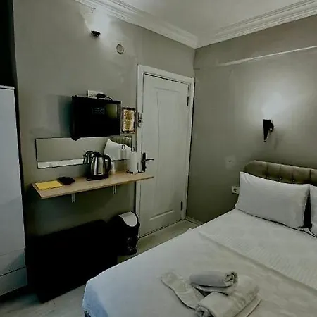 Centre Aparthotel *